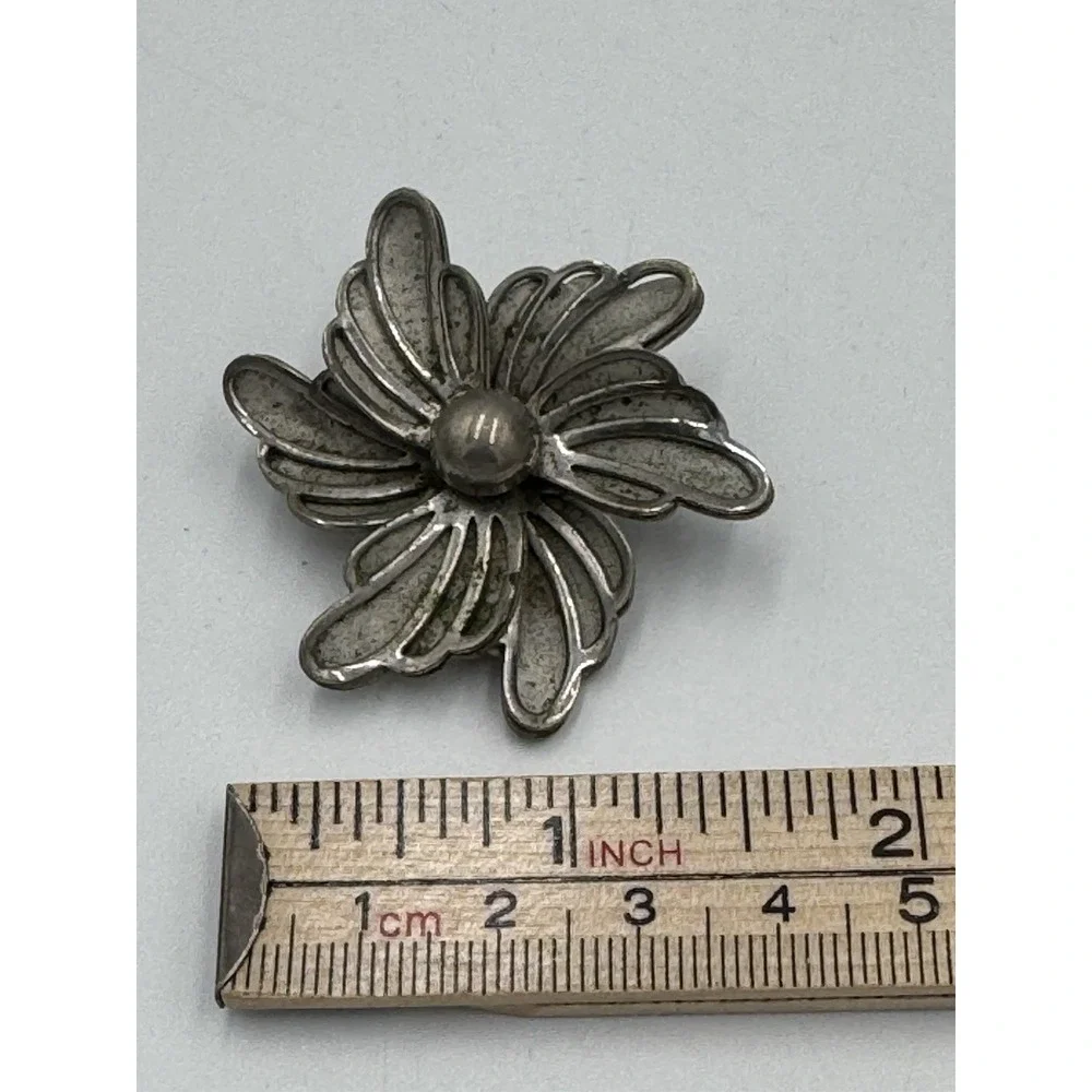 Vintage Silver Tone Flower Brooch